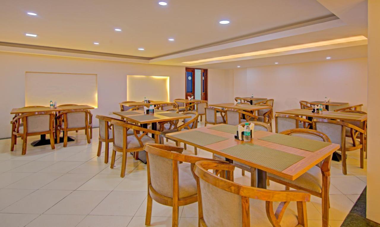 新德里 Treebo Corporate Park酒店 外观 照片